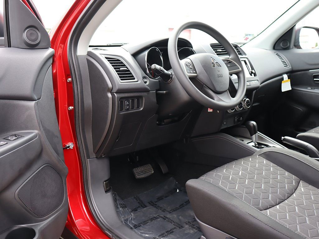 New 2024 Mitsubishi Outlander Sport ES image 24