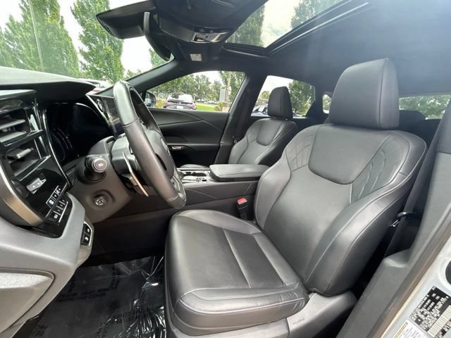 Used 2023 Lexus RX 350 Premium w/ Accessory Package AWD/4WD image 11