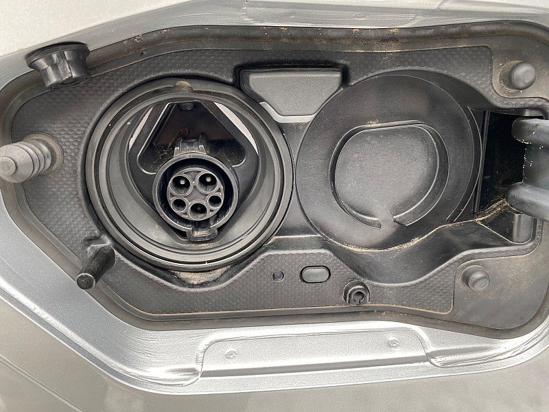 Used 2022 Toyota Prius Prime Limited image 66