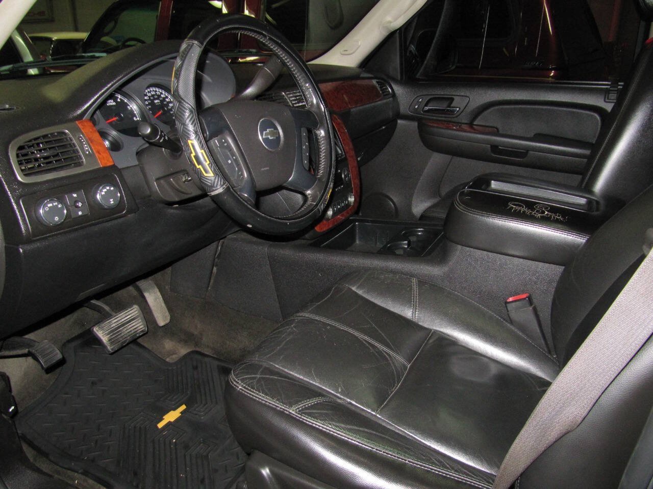 Used 2008 Chevrolet Avalanche LTZ w/ LTZ Preferred Equipment Group AWD/4WD image 21