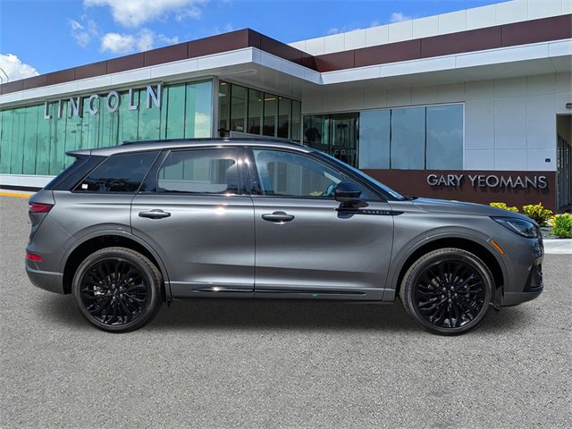 New 2026 Lincoln Corsair Premiere image 3