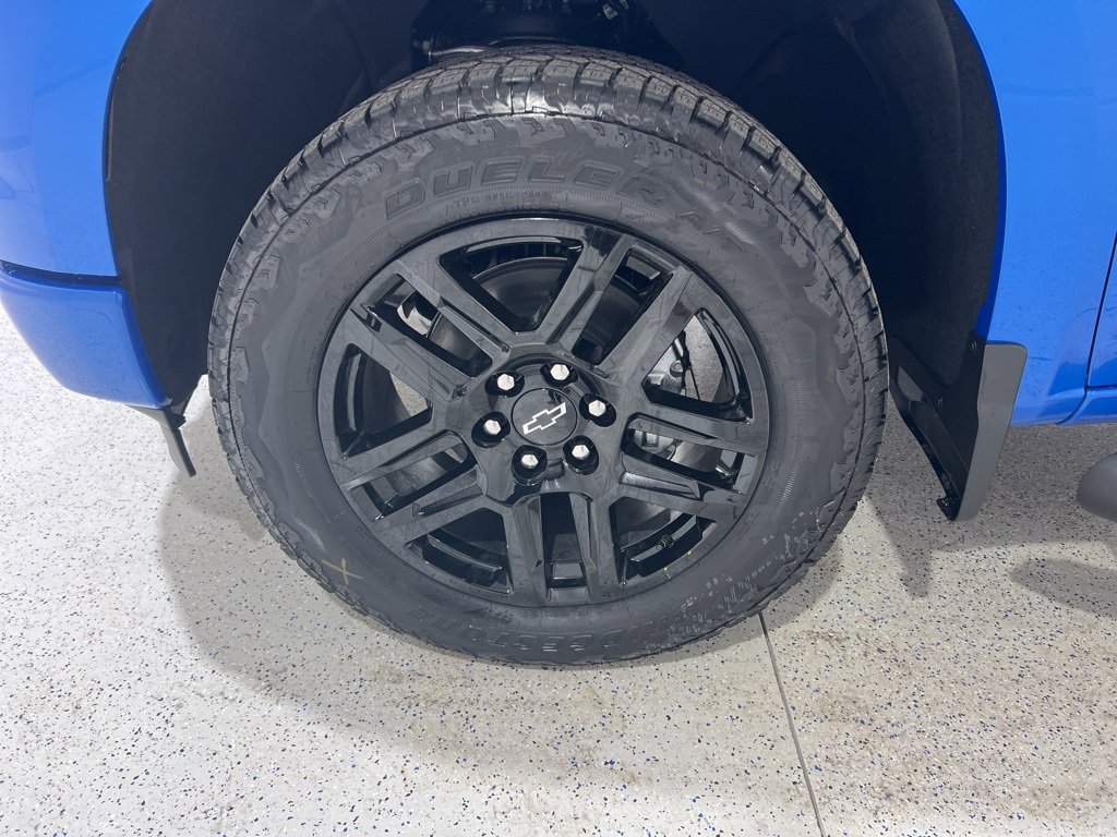 New 2026 Chevrolet Silverado 1500 Custom w/ Turbomax Blackout Package image 29