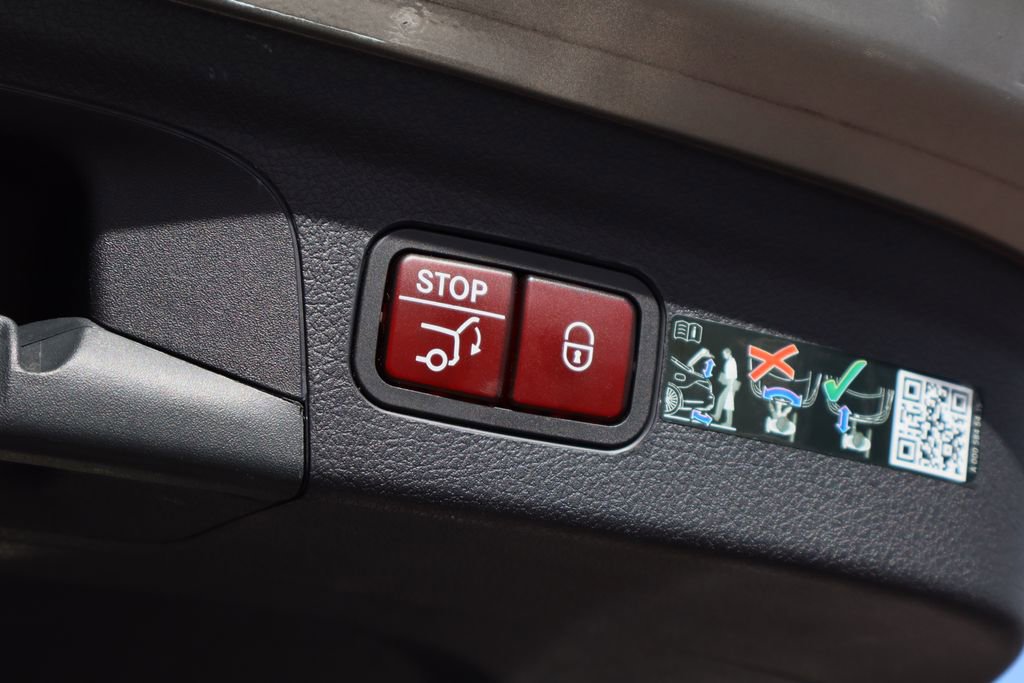 Used 2022 Mercedes-Benz GLE 350 4MATIC image 27