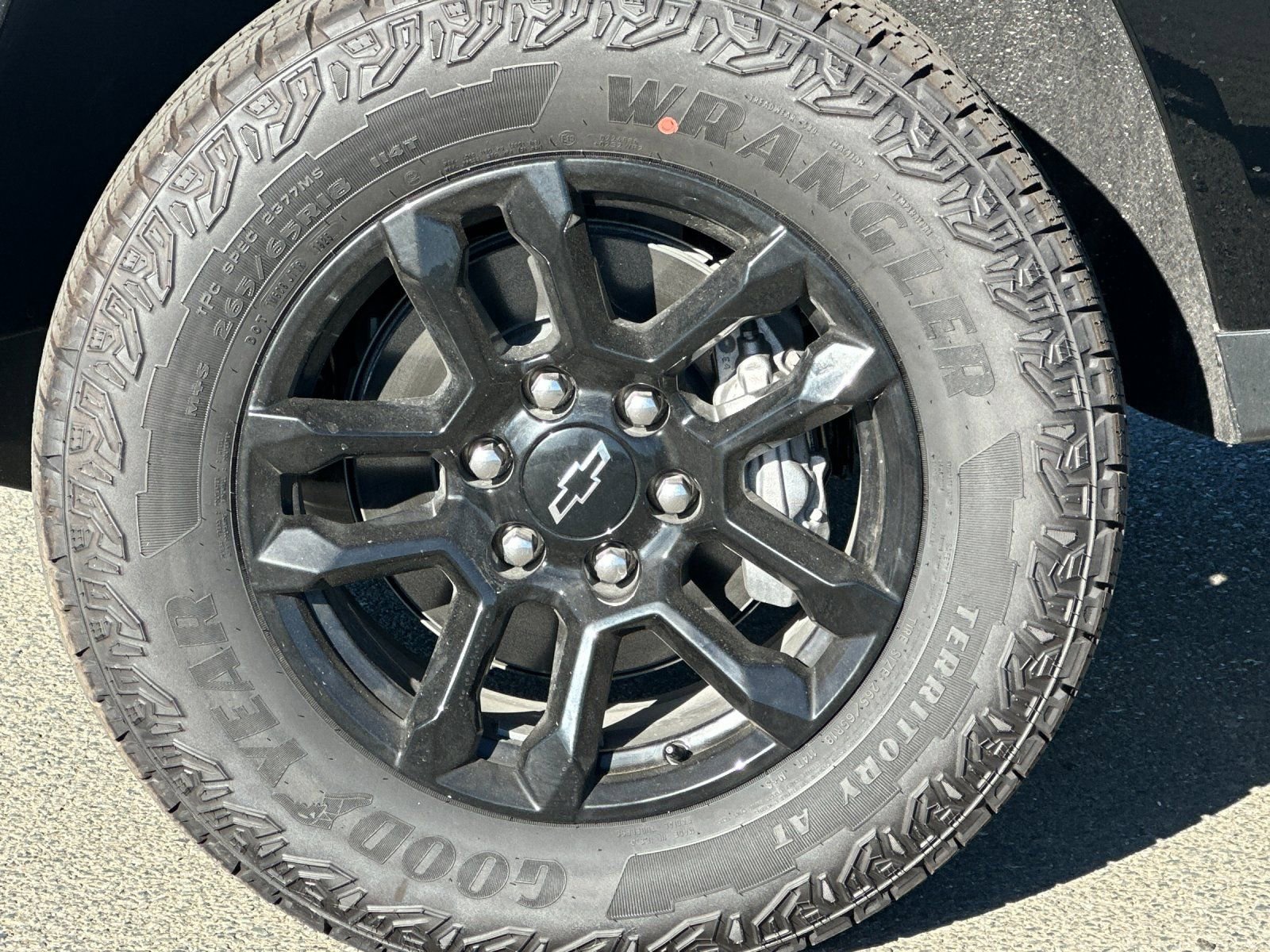 New 2025 Chevrolet Colorado Z71 w/ Midnight Edition image 34