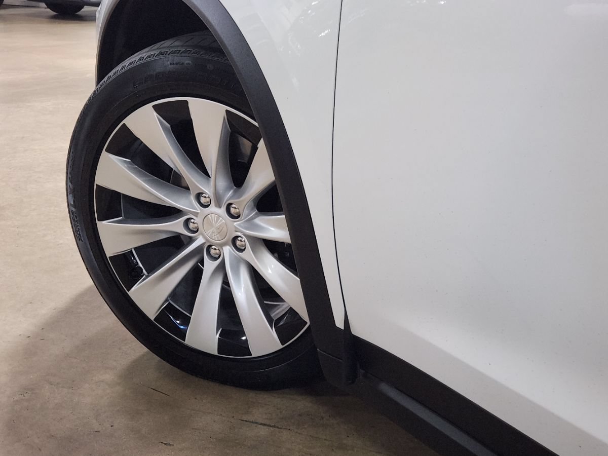 Used 2019 Tesla Model X 75D AWD/4WD image 24