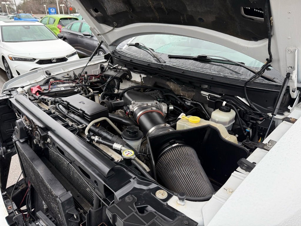 Used 2011 Ford F150 Raptor w/ Raptor Luxury Pkg image 10