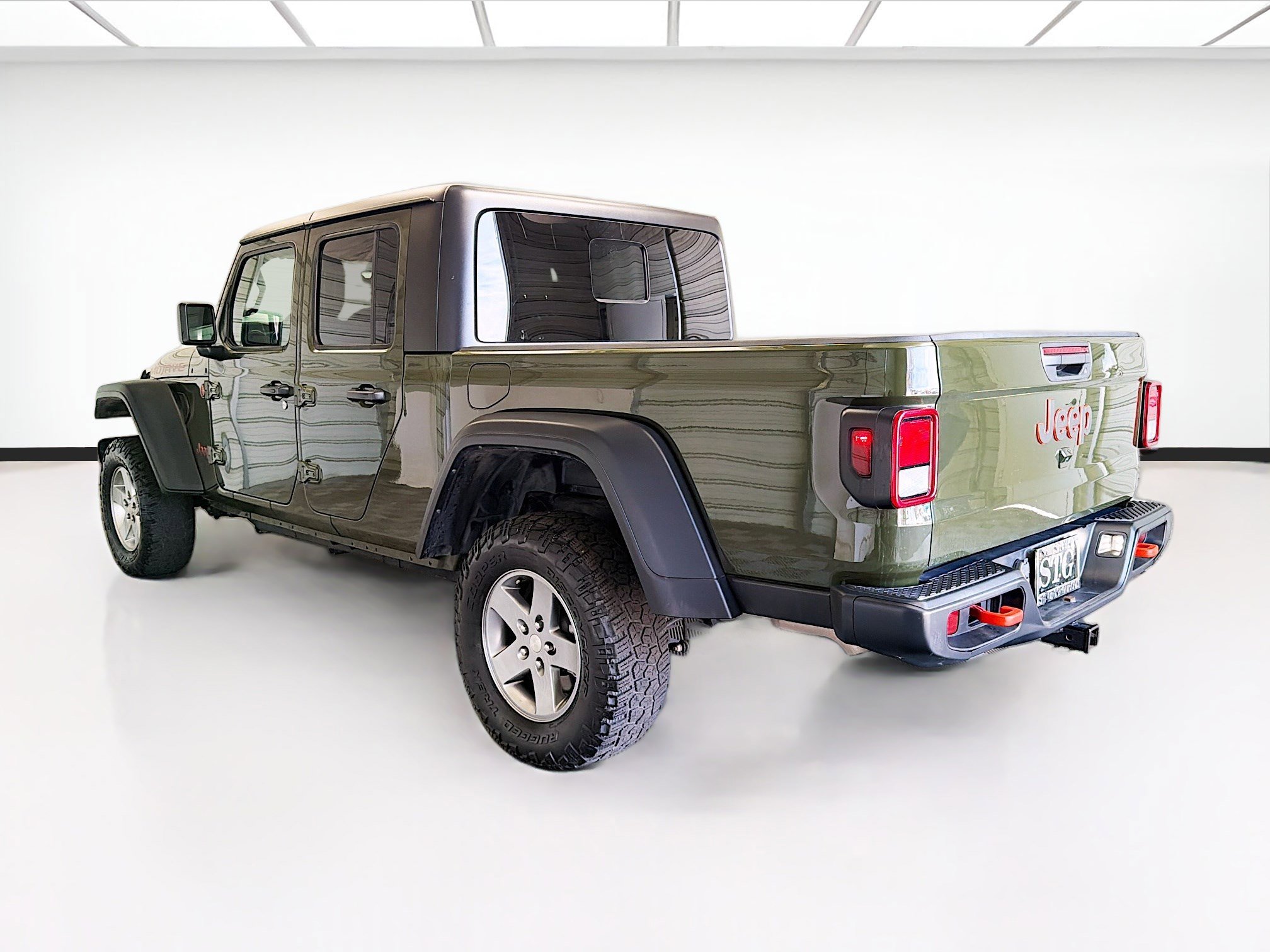 Used 2023 Jeep Gladiator Mojave AWD/4WD image 6