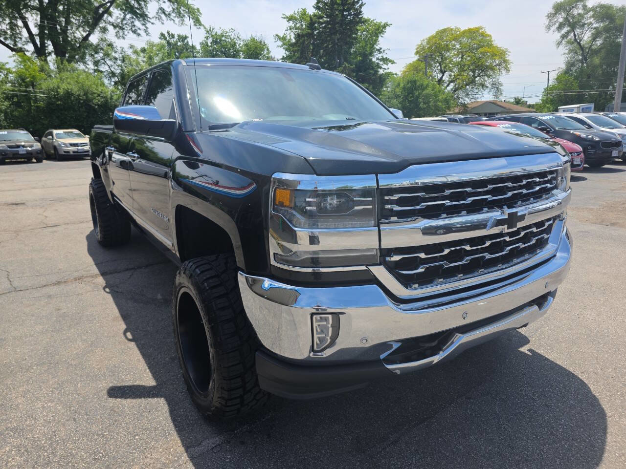 Used 2017 Chevrolet Silverado 1500 LTZ w/ Sport Package AWD/4WD image 5
