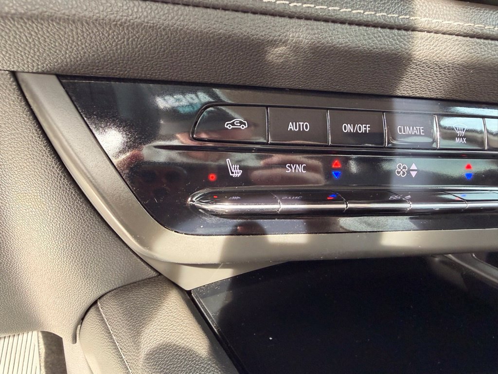 Used 2023 Buick Envision Preferred AWD/4WD image 26