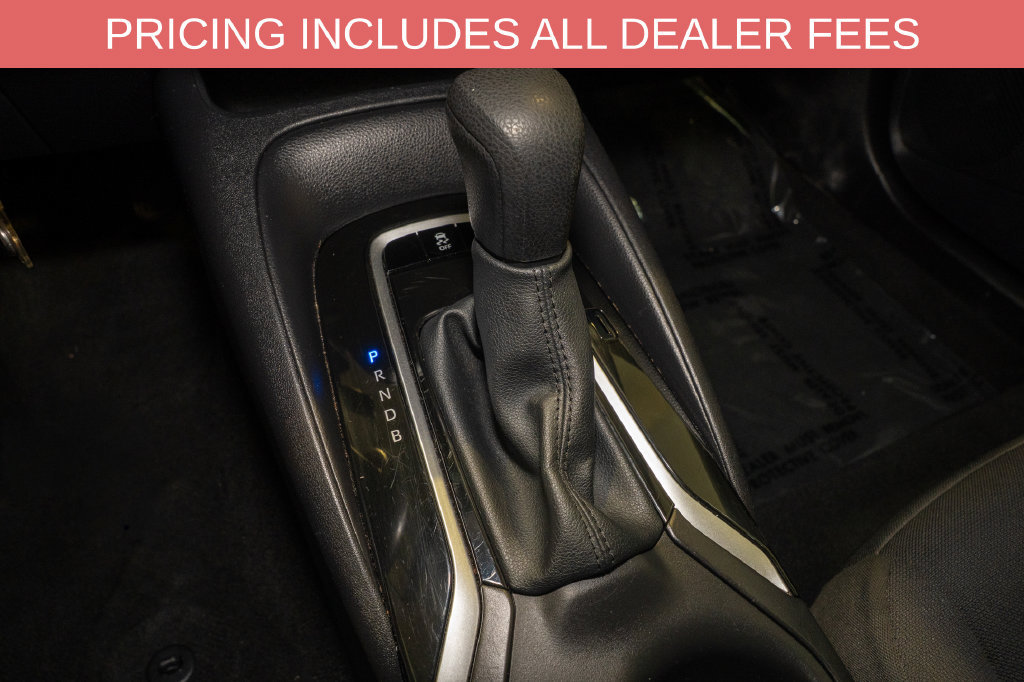 Used 2025 Toyota Corolla LE FWD image 17