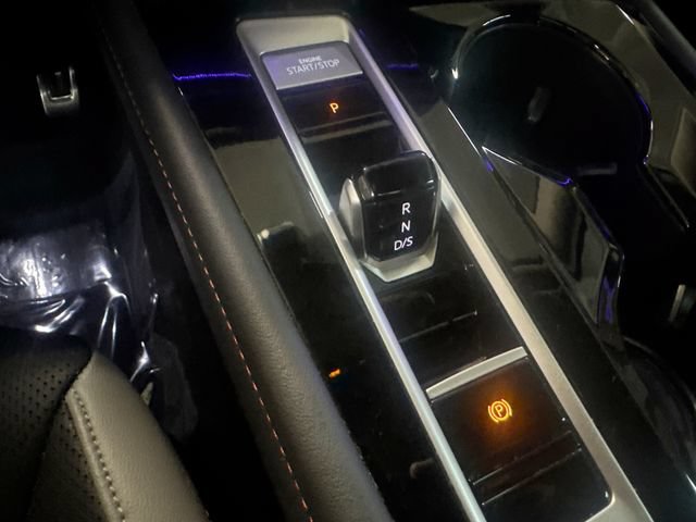 Certified 2025 Volkswagen Atlas Peak Edition SE AWD/4WD image 23