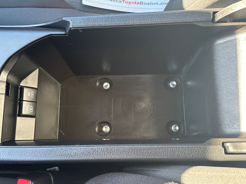 Used 2023 Toyota Camry LE image 27
