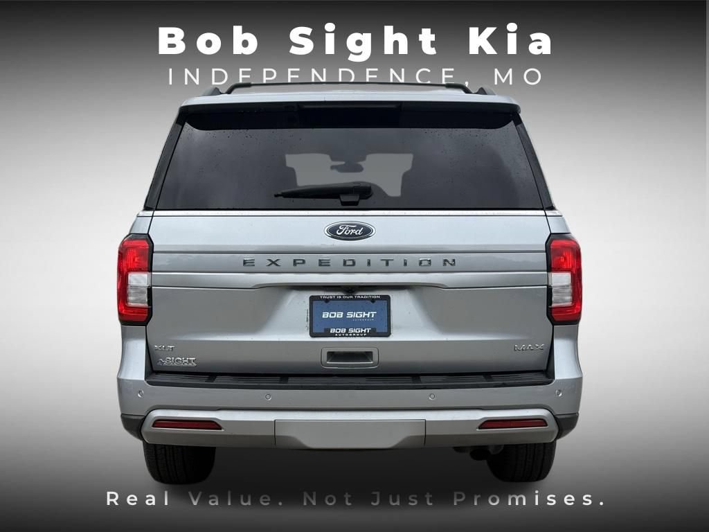 Used 2024 Ford Expedition Max XLT AWD/4WD image 14
