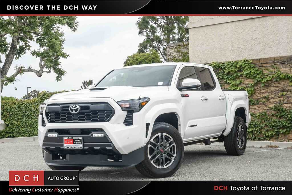 Used 2024 Toyota Tacoma TRD Sport w/ TRD Sport Upgrade Package AWD/4WD image 1