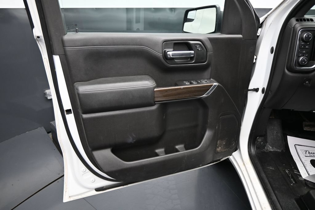 Used 2019 Chevrolet Silverado 1500 LT w/ All-Star Edition AWD/4WD image 11