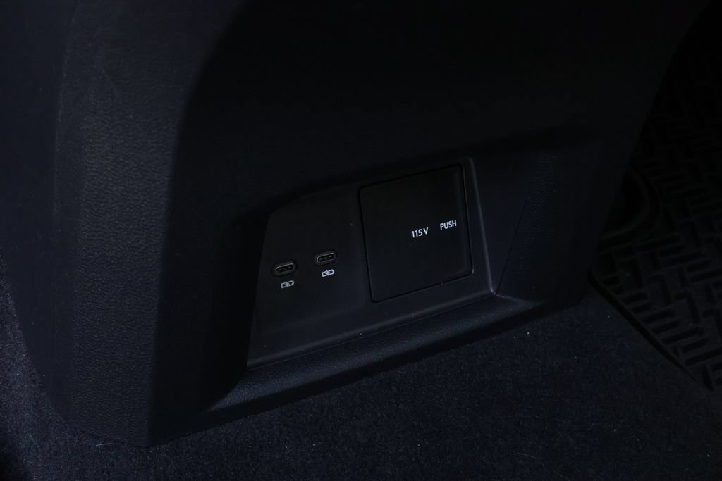 Used 2021 Volkswagen Atlas SE AWD/4WD image 32