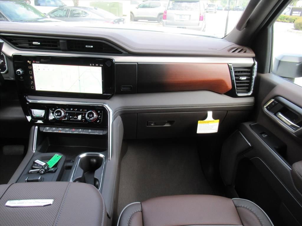 New 2026 GMC Sierra 2500 Denali w/ Denali Reserve Package image 14