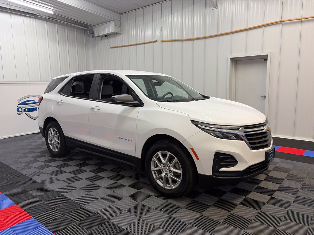 Used 2024 Chevrolet Equinox LS w/ LPO, Floor Liner Package FWD image 3
