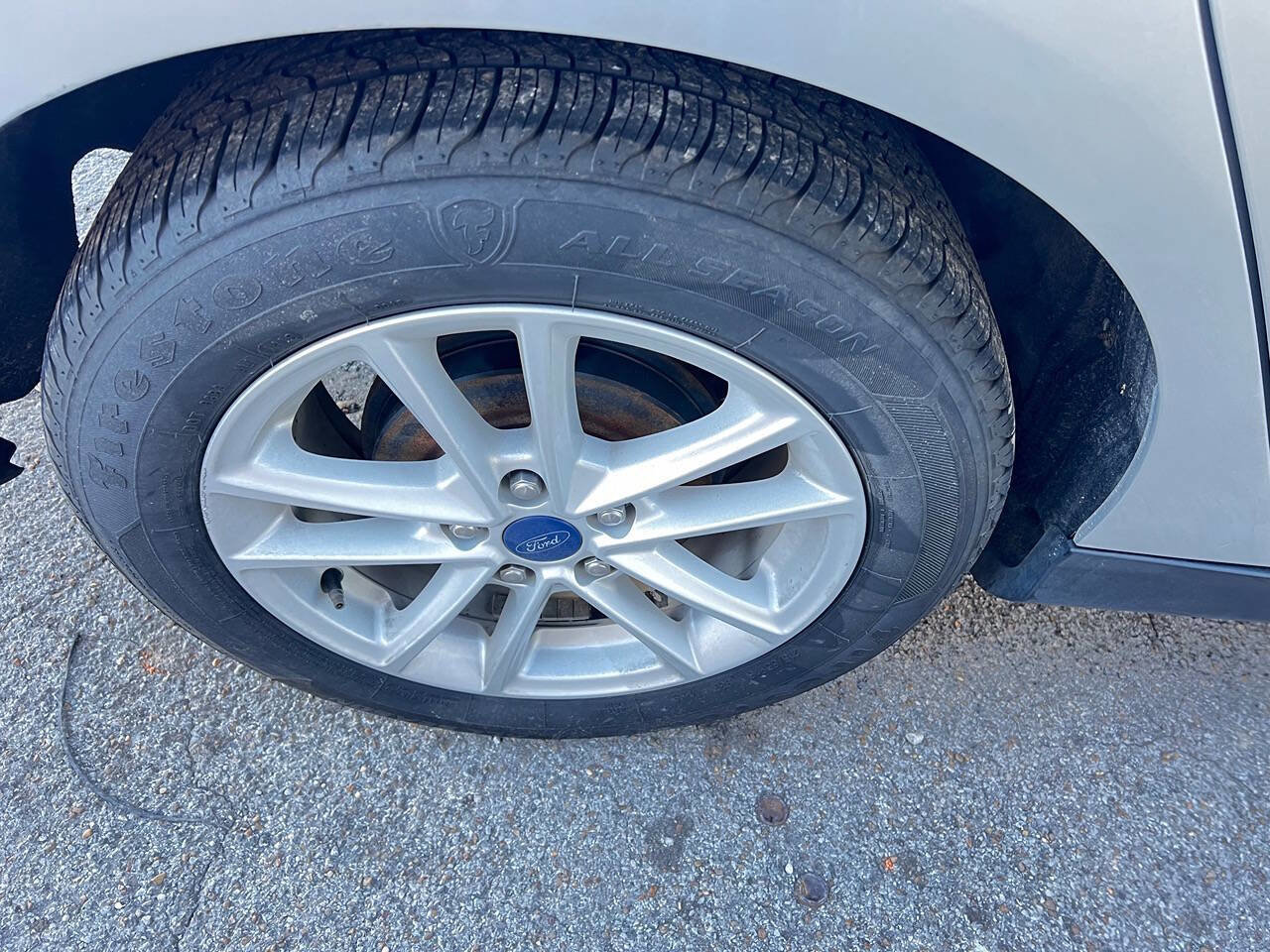 Used 2018 Ford Focus SE image 28