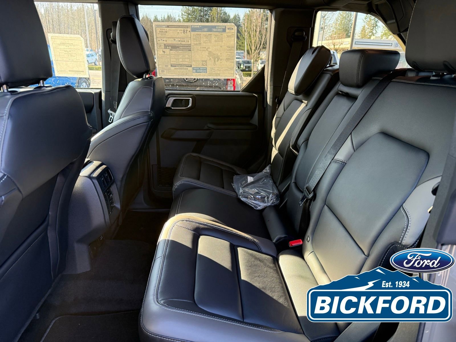 New 2025 Ford Bronco Outer Banks w/ Sasquatch Package AWD/4WD image 18