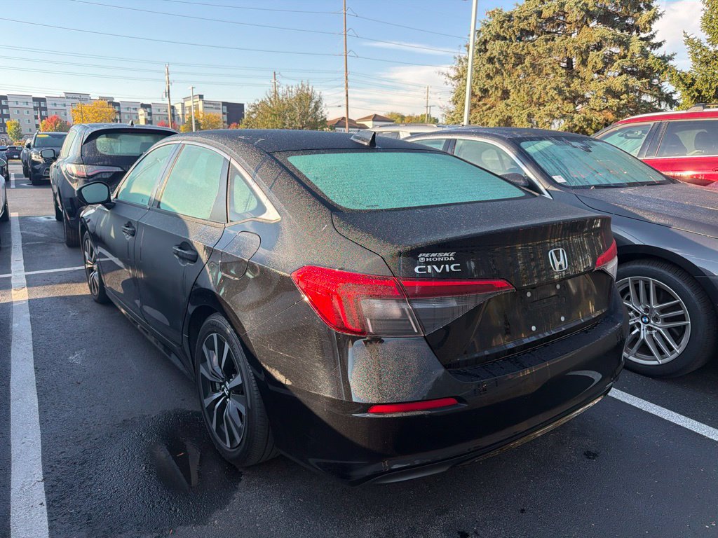 Used 2024 Honda Civic EX image 2