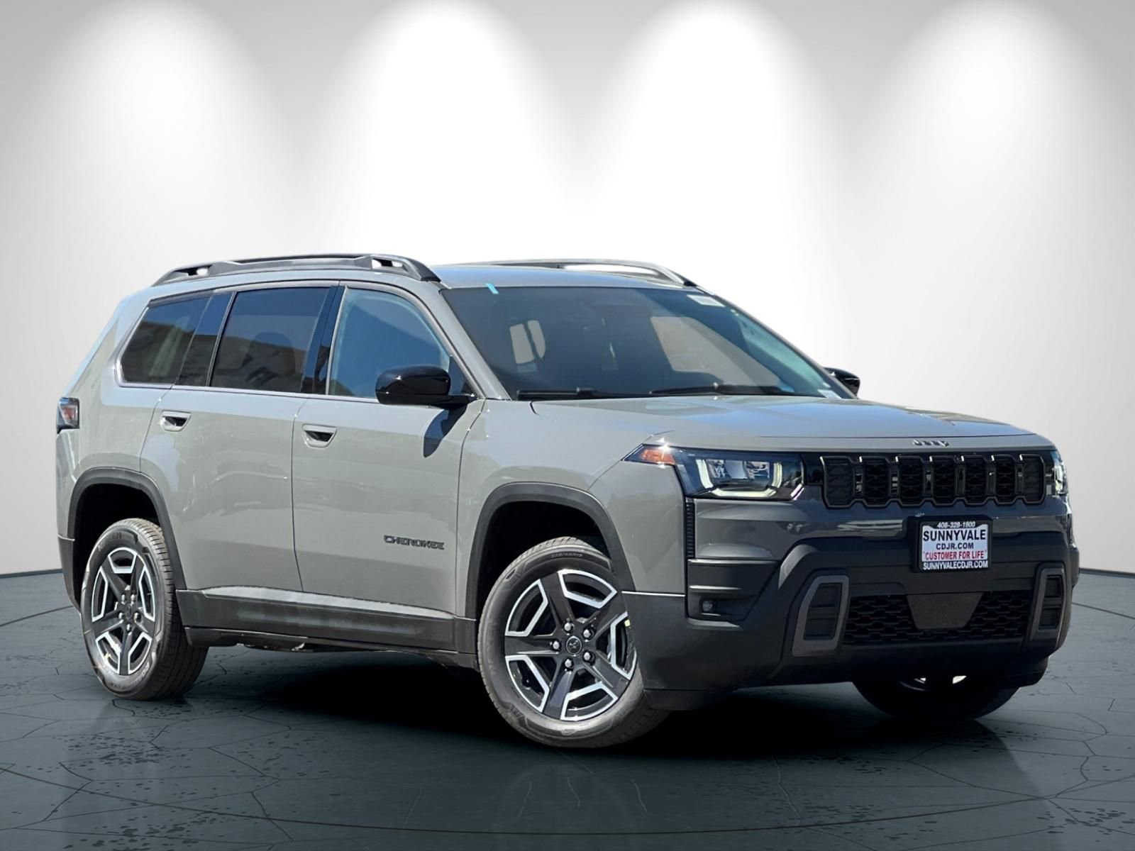 New 2026 Jeep Cherokee Laredo AWD/4WD image 2