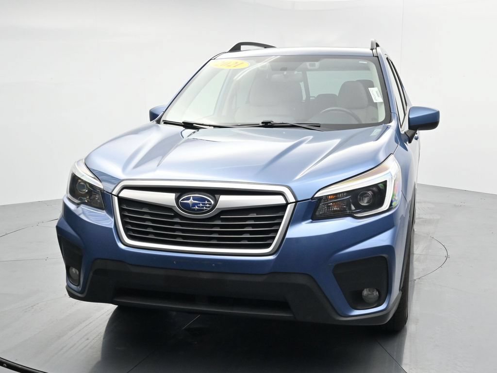 Used 2021 Subaru Forester Premium AWD/4WD image 3
