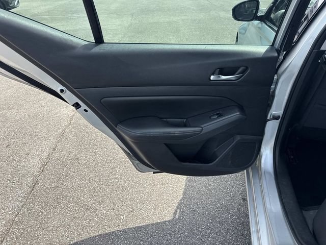 Used 2019 Nissan Altima 2.5 SV AWD/4WD image 13