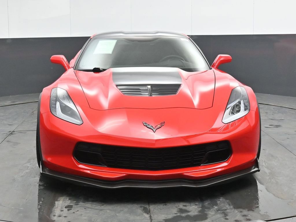 Used 2015 Chevrolet Corvette Z06 w/ 3LZ Preferred Equipment Group image 5