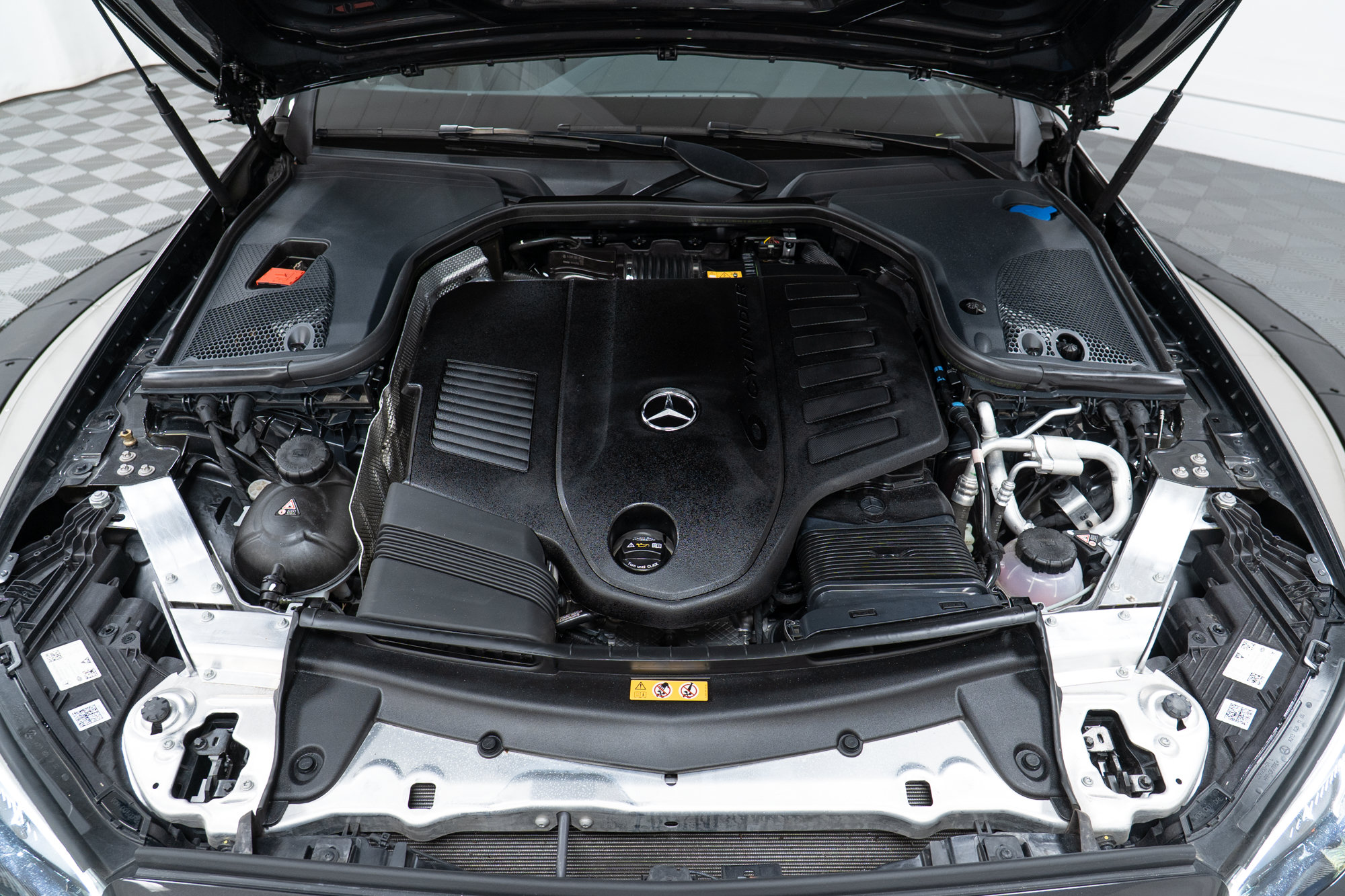 Certified 2023 Mercedes-Benz E 450 4MATIC Sedan image 9