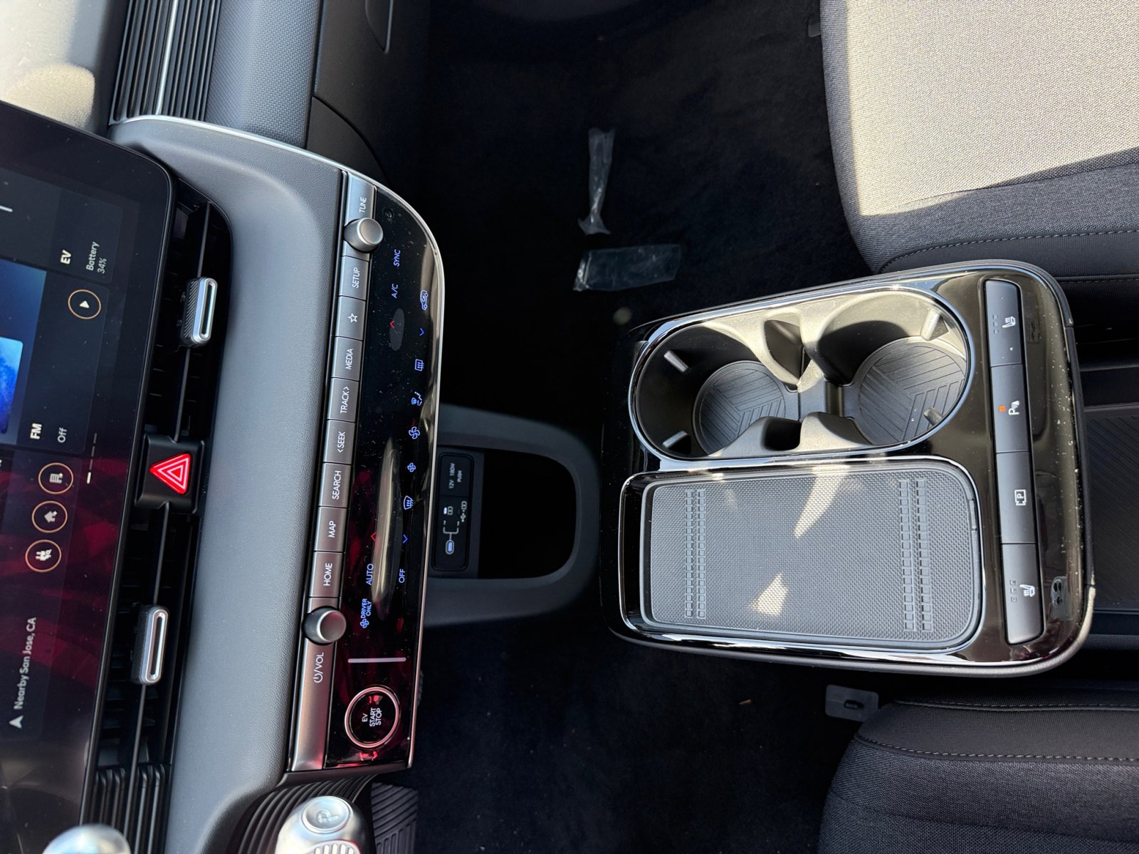 New 2025 Hyundai Ioniq 5 SE image 13