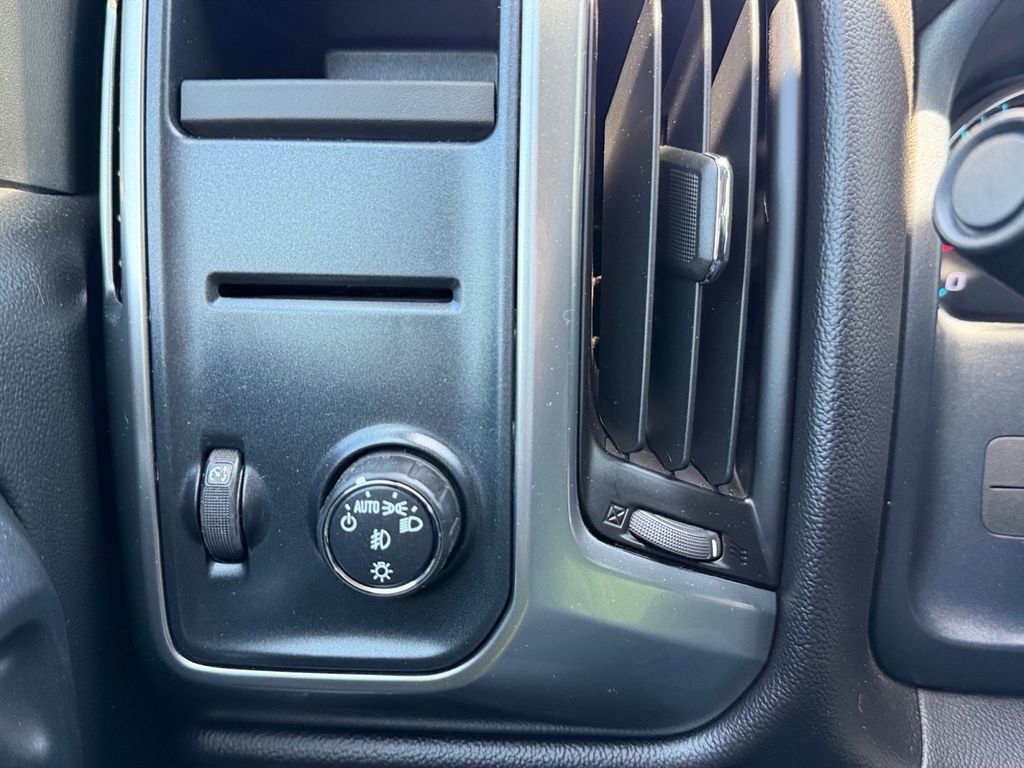 Used 2016 Chevrolet Silverado 1500 LT w/ All Star Edition RWD image 21