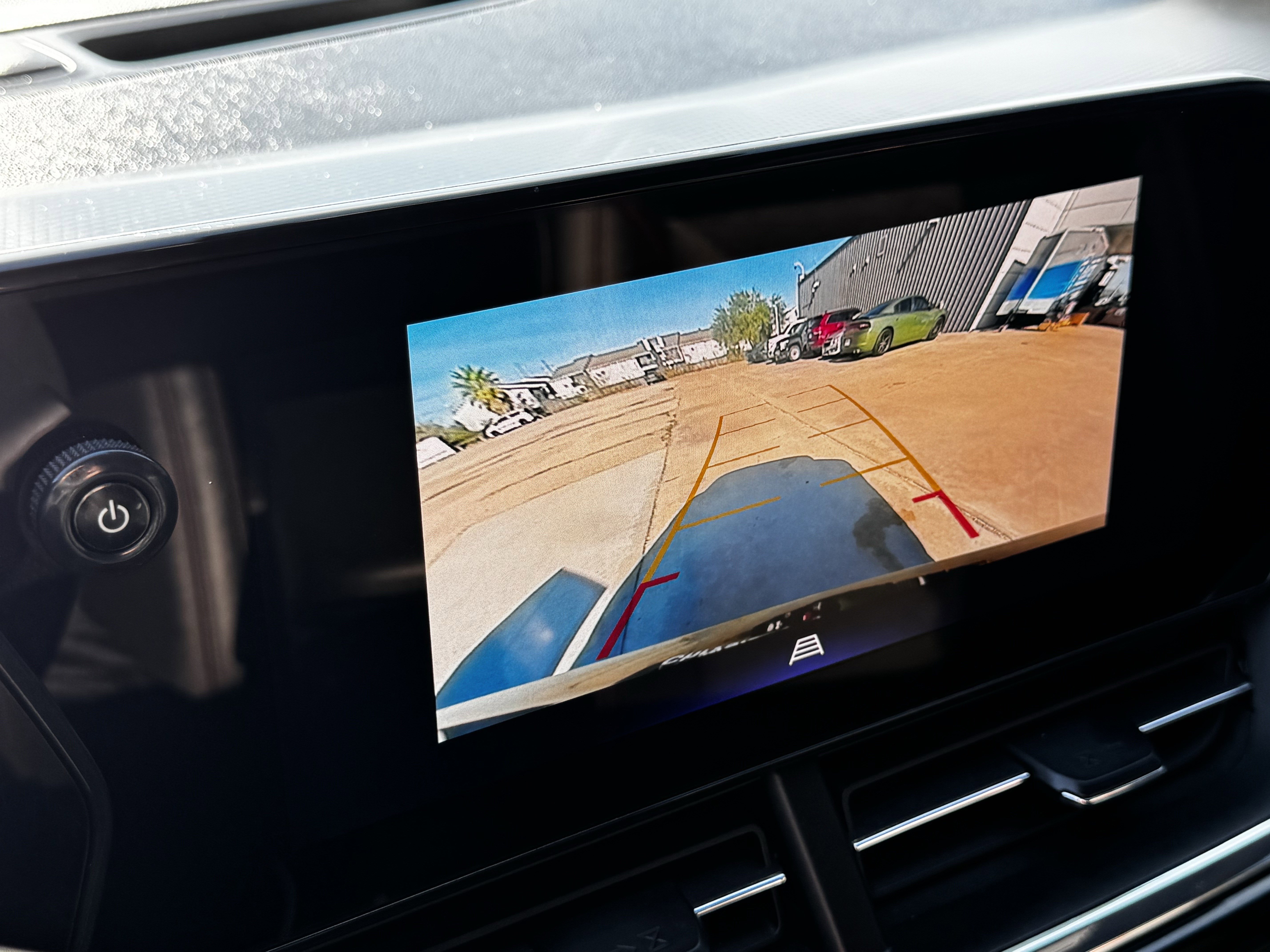 Used 2025 Chevrolet Trax RS w/ Driver Confidence Package image 20