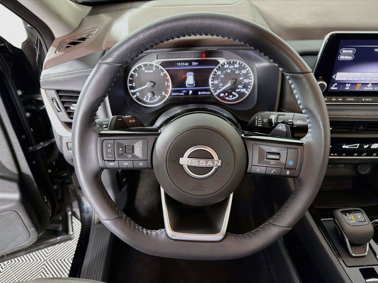 Used 2023 Nissan Rogue SV w/ SV Premium B Package AWD/4WD image 3