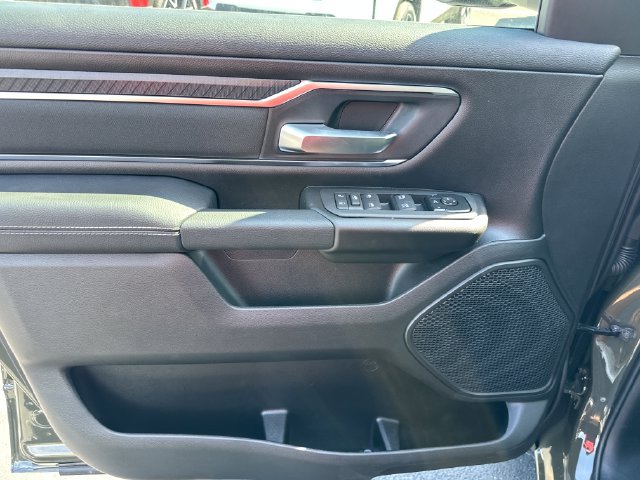 New 2027 RAM 1500 4x4 Crew Cab image 12