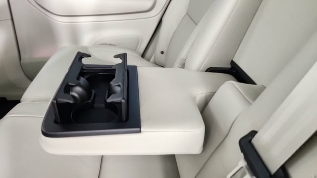 New 2026 Volvo XC90 T8 Ultra w/ Protection Package Premier AWD/4WD image 31