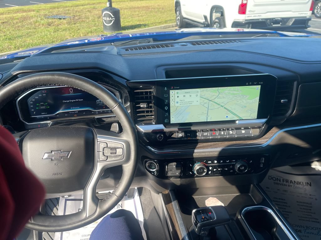 Used 2025 Chevrolet Silverado 1500 RST AWD/4WD image 17