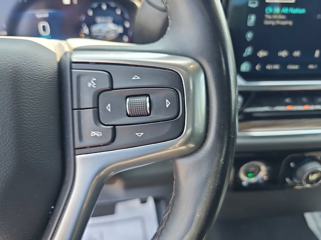 Used 2023 Chevrolet Silverado 1500 LT AWD/4WD image 18