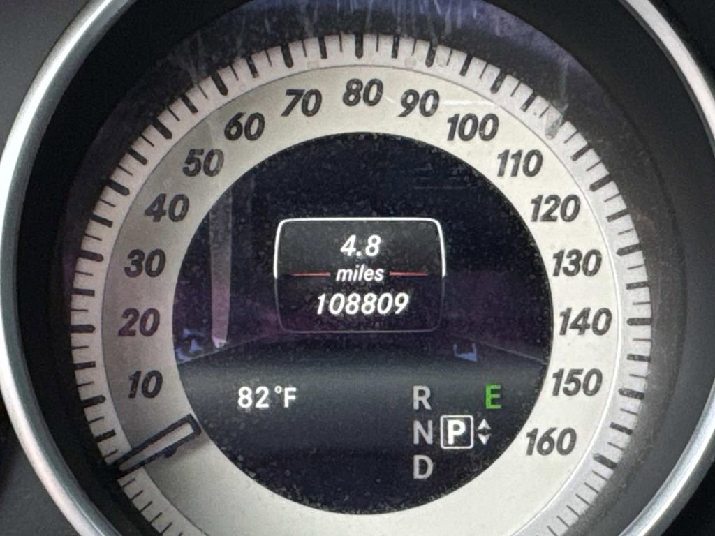 Used 2016 Mercedes-Benz E 400 Sedan image 29