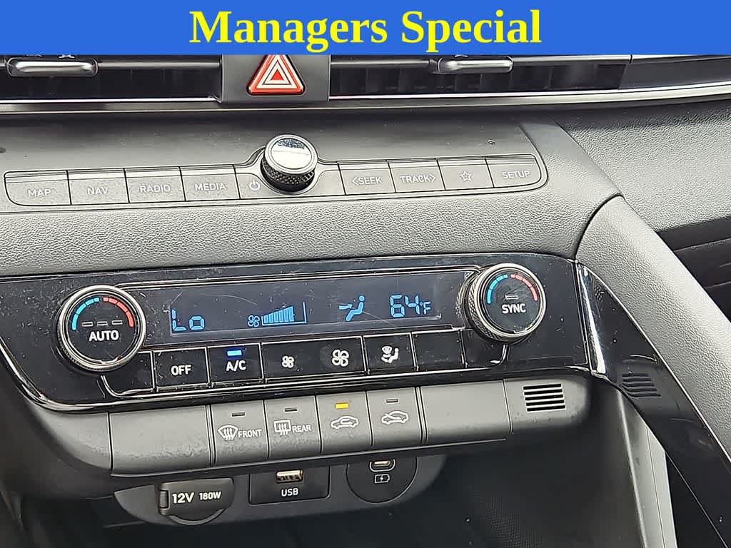 Certified 2025 Hyundai Elantra SEL FWD image 14