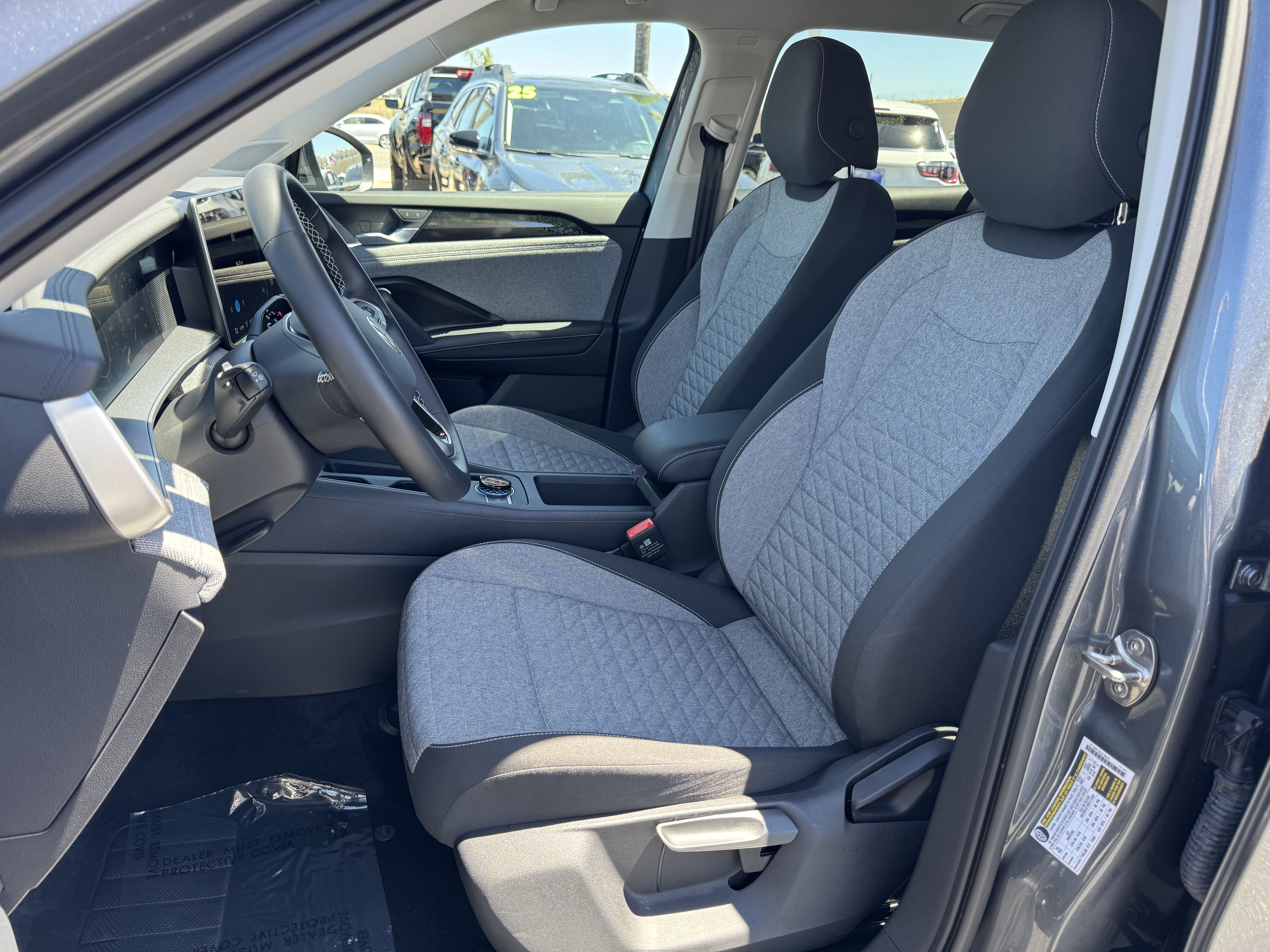 Used 2026 Volkswagen Tiguan S FWD image 16