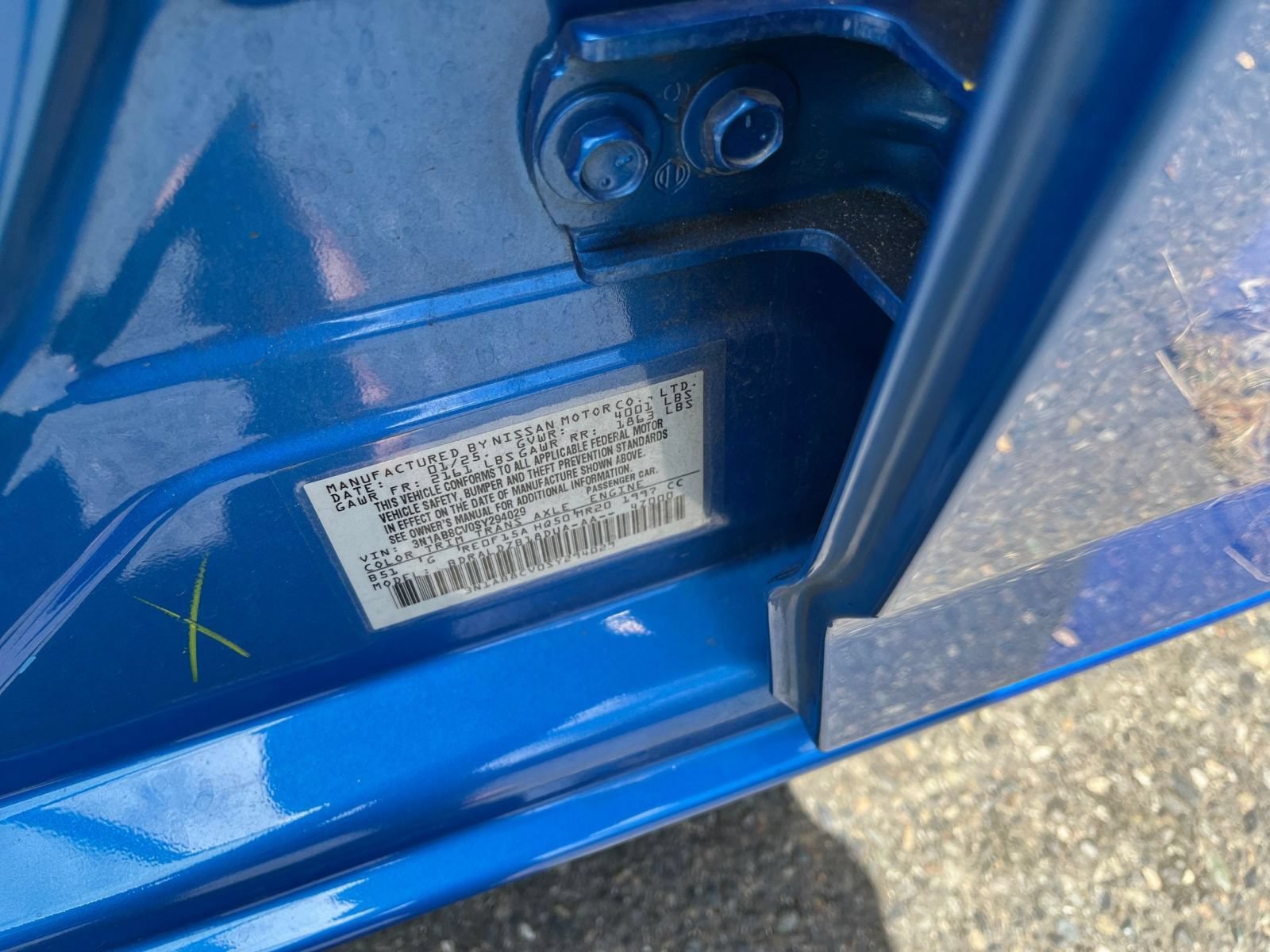 Used 2025 Nissan Sentra SV FWD image 24