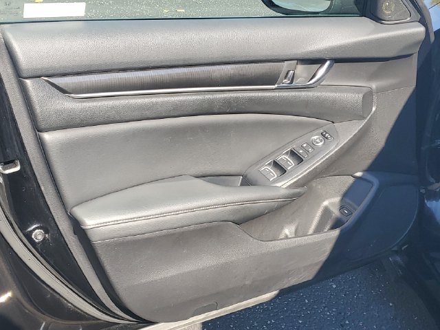 Used 2022 Honda Accord Sport image 12