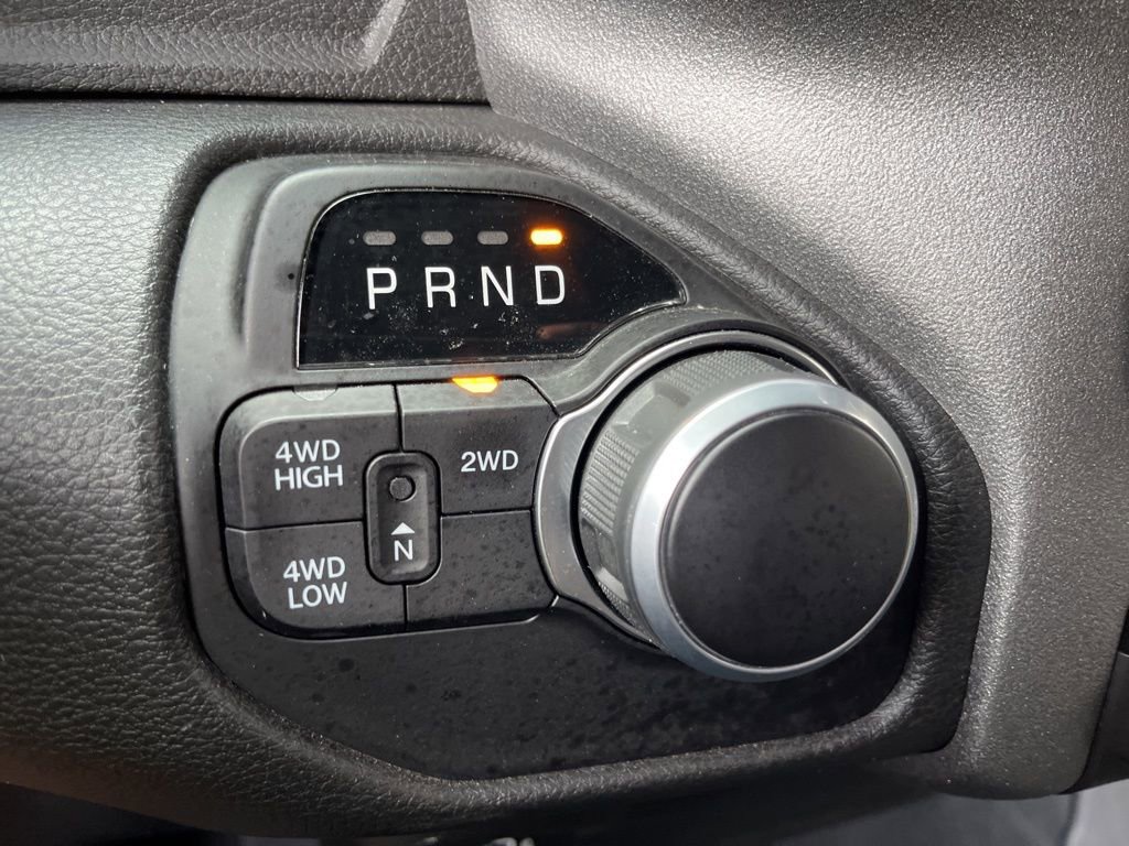 Used 2024 RAM 2500 Tradesman w/ Chrome Appearance Group image 35