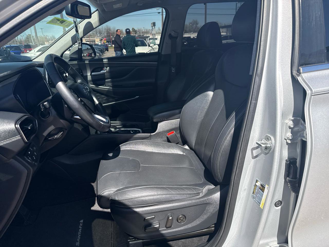 Used 2019 Hyundai Santa Fe Limited w/ Cargo Package image 11
