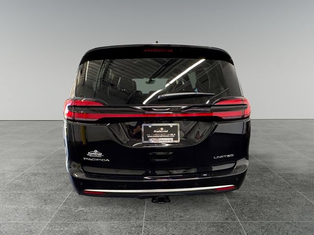New 2027 Chrysler Pacifica Limited w/ Trailer Tow Group FWD image 28