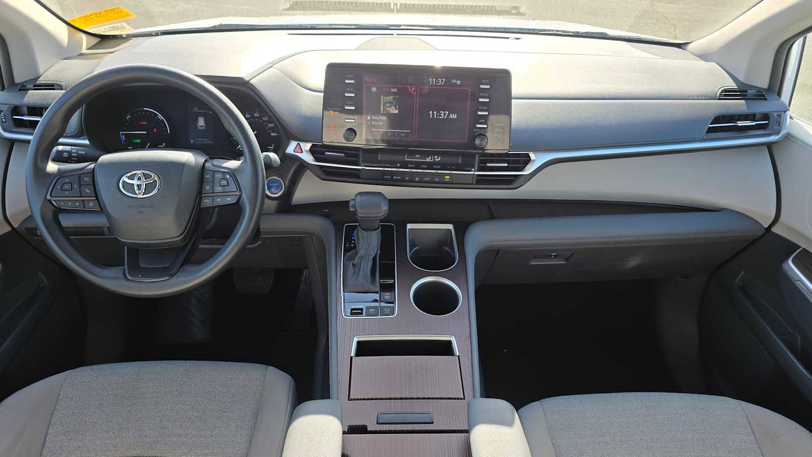 Used 2024 Toyota Sienna LE image 22