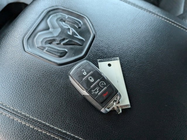 Used 2022 RAM 1500 Laramie w/ Sport Appearance Package image 20