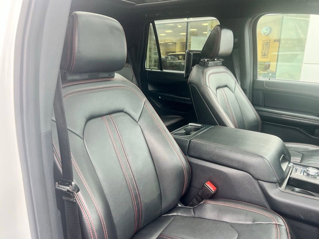 Used 2022 Ford Expedition Max Limited image 36