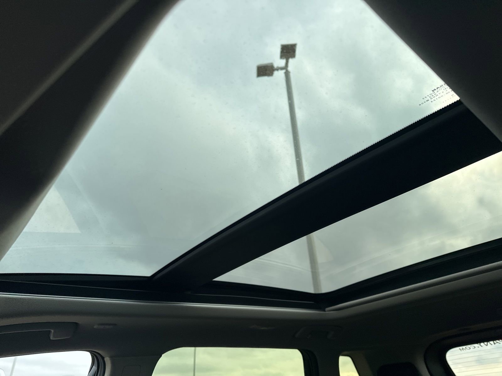 Used 2024 Nissan Rogue Platinum image 75